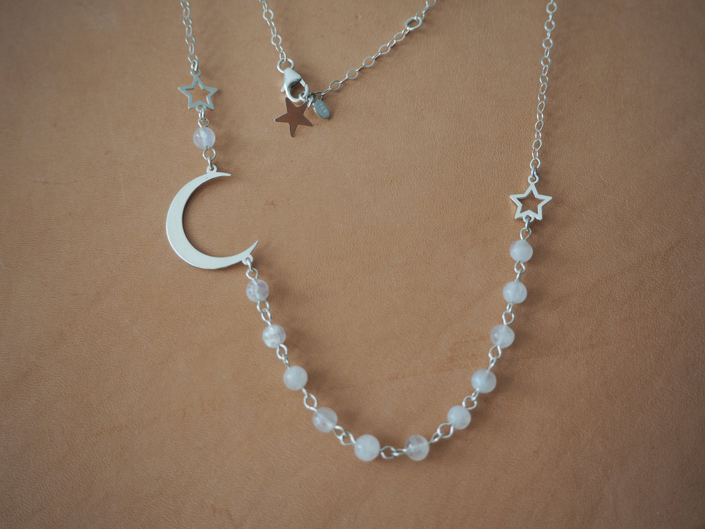 moonies and stars