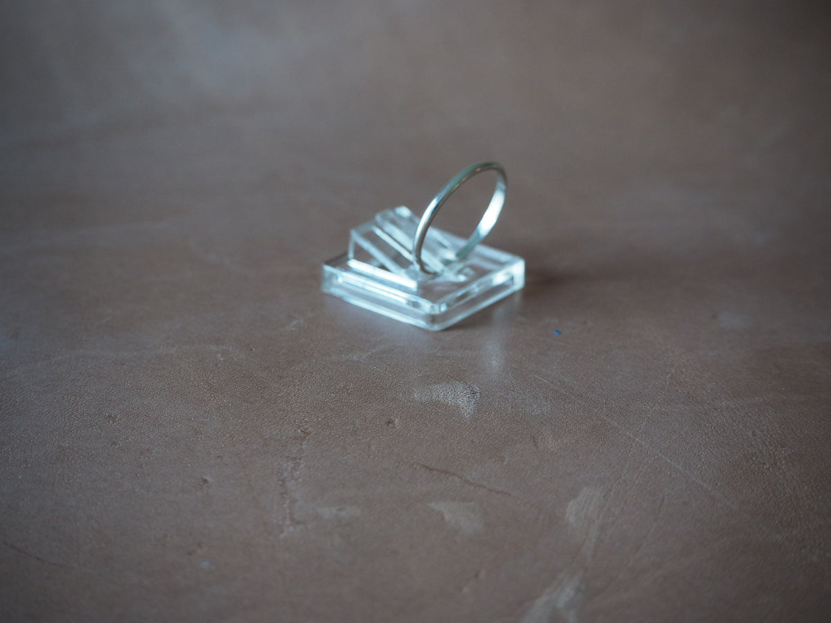 thin band 8 ~ <2mm wide | size 7