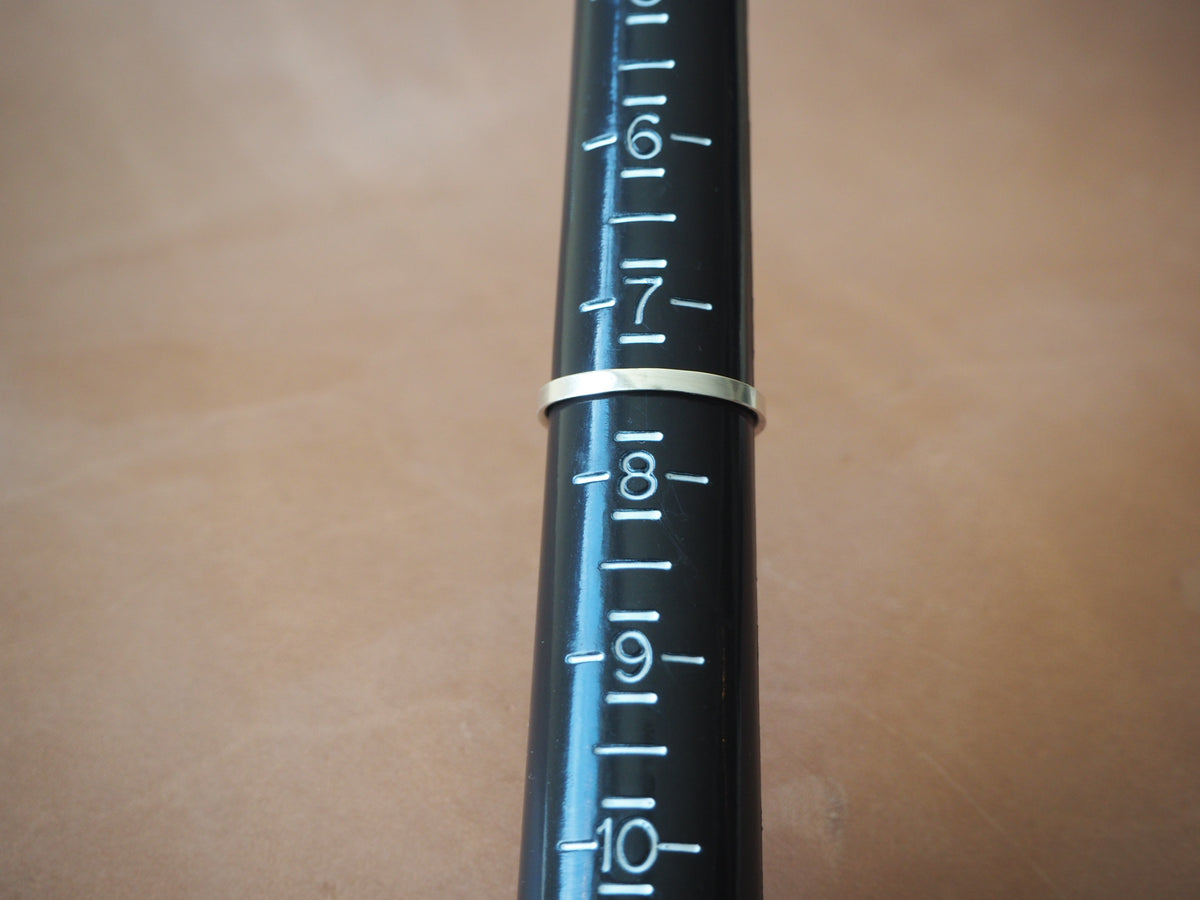 thin band 8 ~ <2mm wide | size 7.5