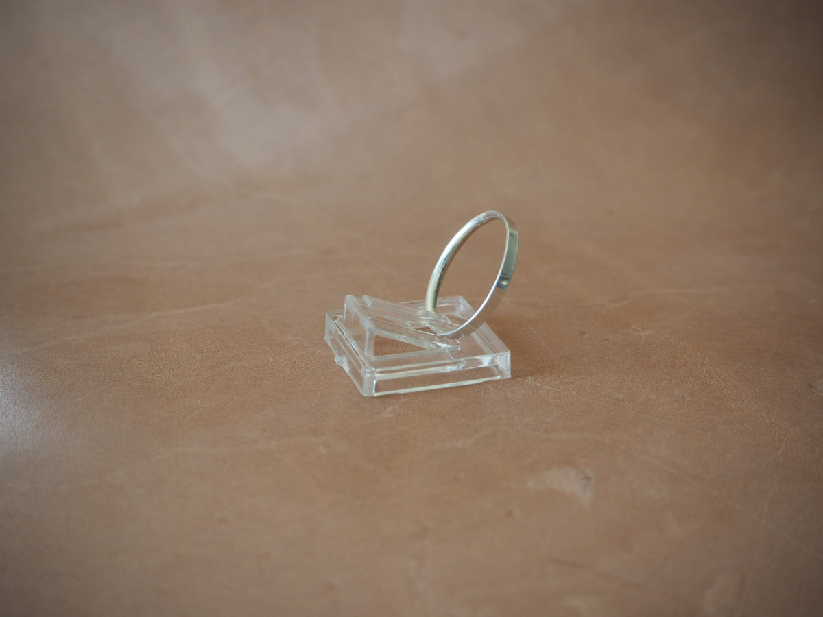 thin band 8 ~ <2mm wide | size 7.5