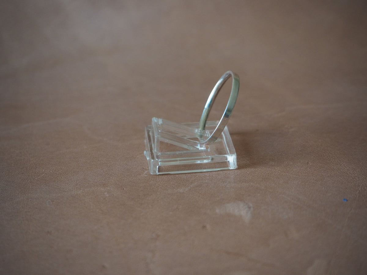 thin band 6 ~ <2mm wide | size 7.5